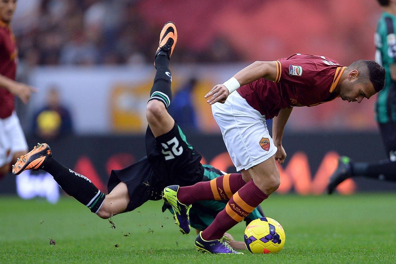 乐鱼- 意大利杯关键时刻走向成谜；利物浦状态回暖；压力陡增；心理建设被强调