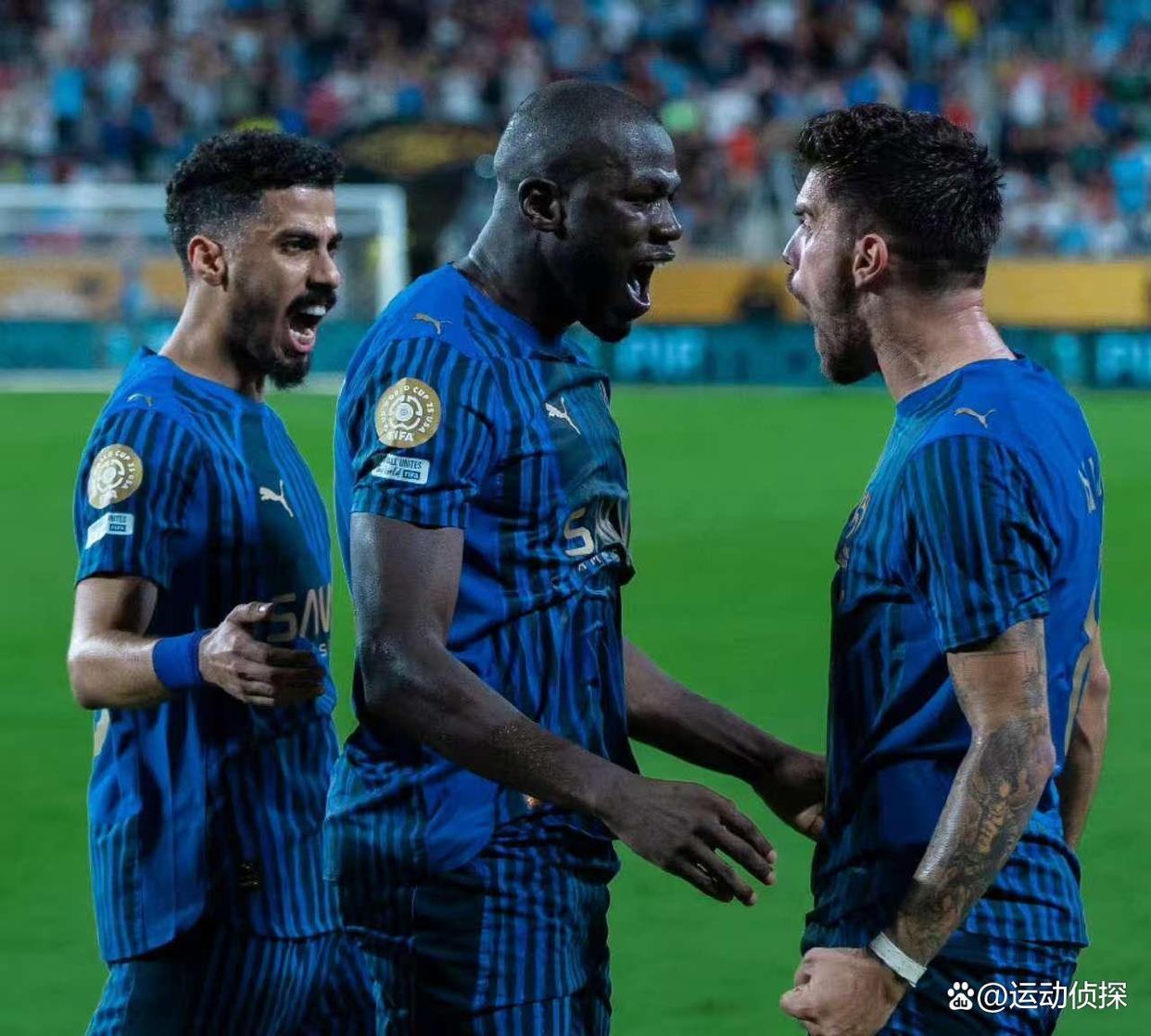 曼城转会期遗憾出局;志在欧冠名次提升;气氛紧张;轮换策略成焦点 曼城转会期遗憾出局;志在欧冠名次提升;气氛紧张;轮换策略成焦点